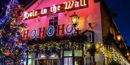 Dublin pub leaving up Christmas decorations until the end of lockdown