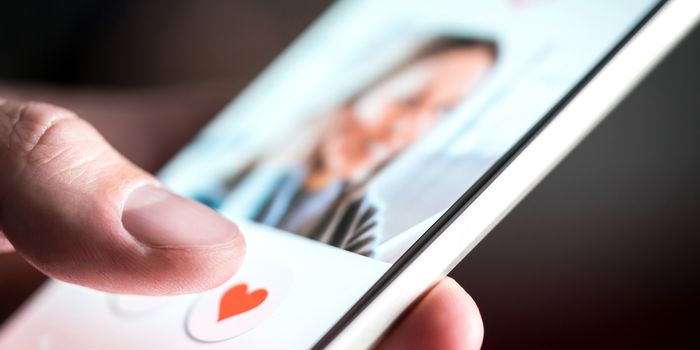 The HSE has partnered with dating apps to promote the rollout of the Covid-19 vaccine