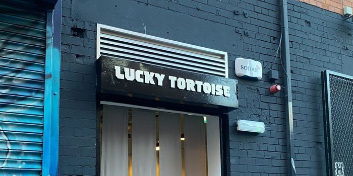 lucky tortoise temple bar