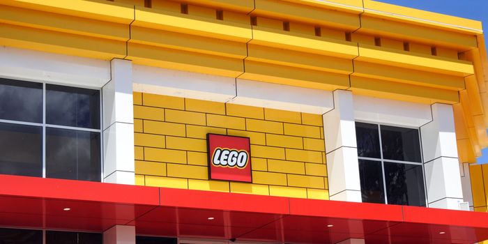 lego style entrance has been blocked for grafton street store