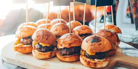 RECIPE: Make these tasty Mini Cheese Burgers in 3 easy steps